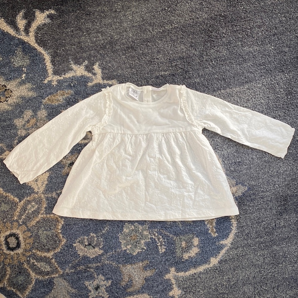 BRAND NEW zara white eyelet top